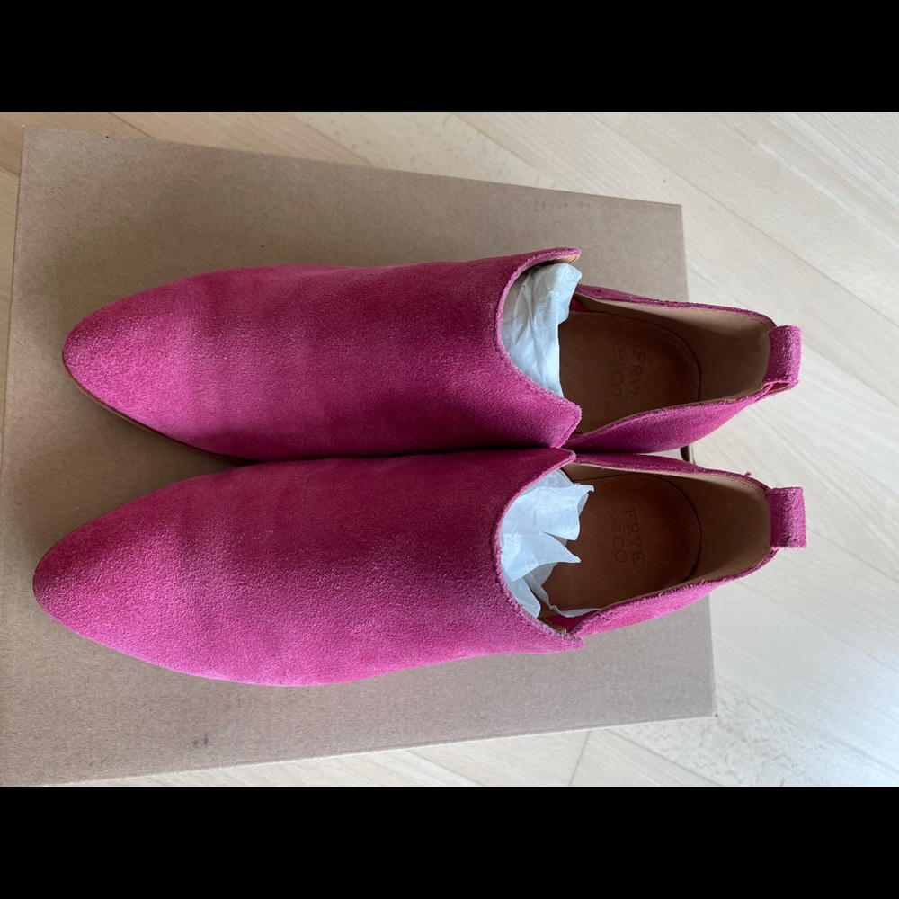 Frye rubie slip on bootie New